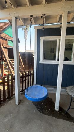 Outdoor swing