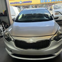 2016 Kia Forte Very Clean 