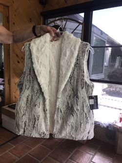 Reversible faux fur vest