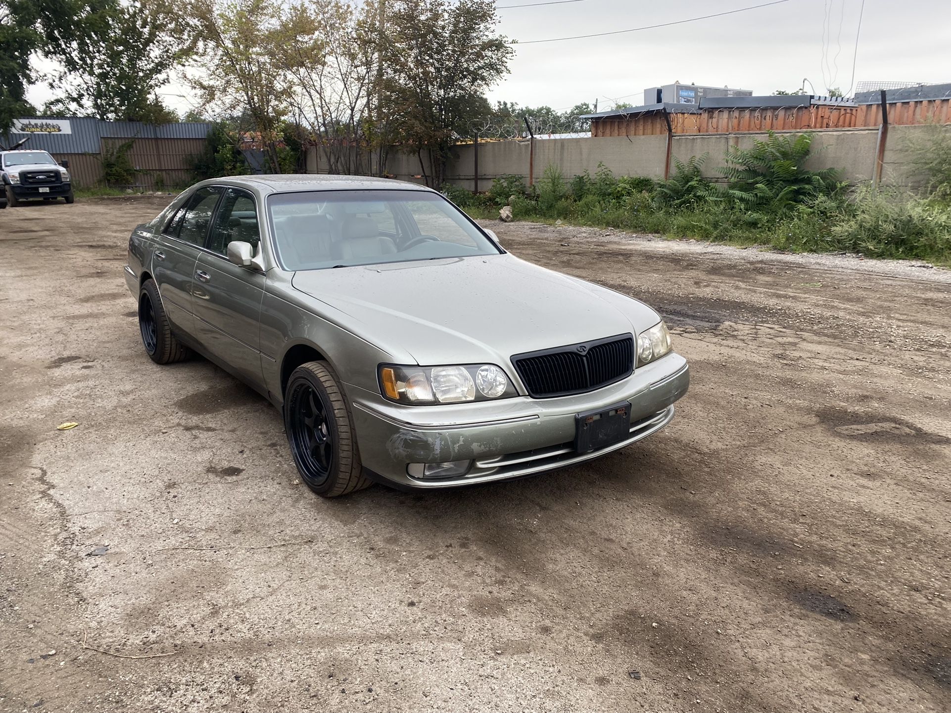 Infiniti Q 45 (Nissan Cima Y33) JDM