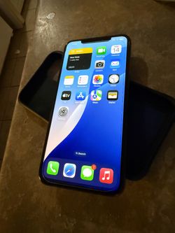 iPhon ex s Max  READ DESCRIPTION