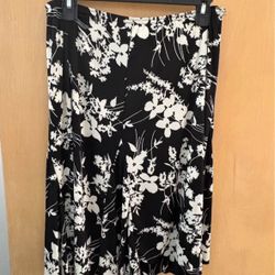 Jaclyn Smith Women’s Elastic Skirt