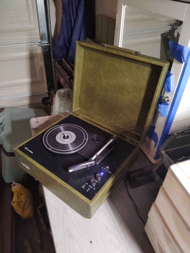 Crosley Mercury Portable Turntable - Bluetooth Record Player, 3-Speed Suitcase Vinyl Player, Home Turntables for Vinyl Records, Built in Stereo Speake