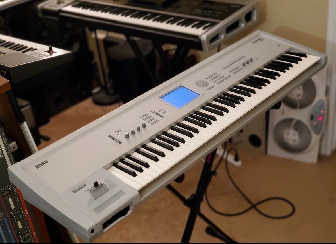 Korg Triton Keyboard