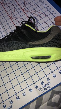 Men’s size 12 black and neon Jordan shoes