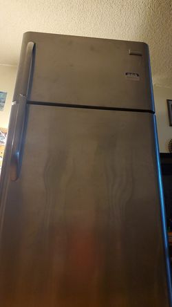 Frigidaire Stainless steel refrigerator
