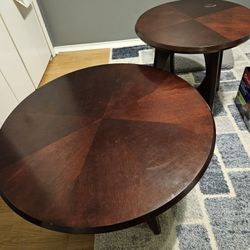 Solid Coffee Tables 