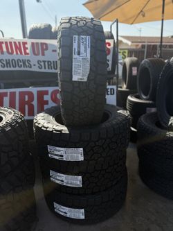 Toyo New Tires 35x12.50 R20