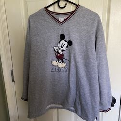 Classic Disney Mickey Mouse Adult Size Large Sweatshirt