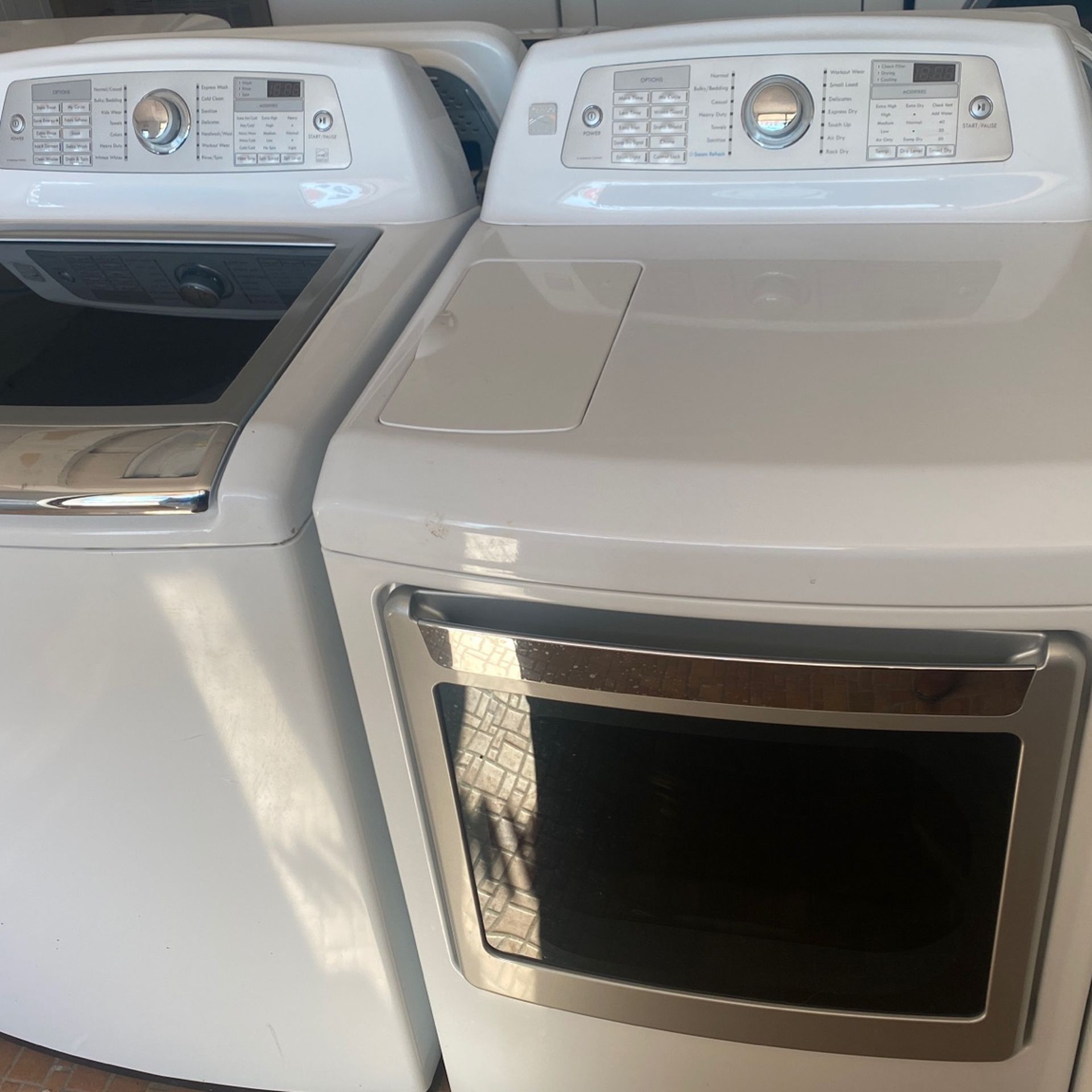 KENMORE ELITE WASHER DRYER SET 1 year warranty