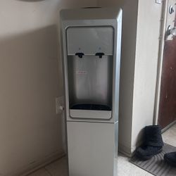 Water Cooler Dispenser