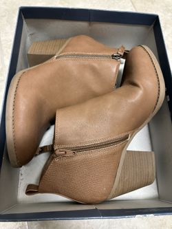Cognac Boots