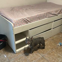 2 Teenager Beds,2 Black Night Stands,one Vanity, Portable Closet