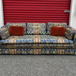 Vintage 1970s Patterned Sofa*FREE  Delivery 🚚 