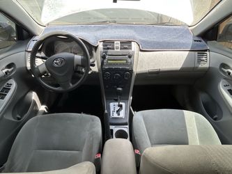 Toyota Corolla 2010 LE 2.2k as is