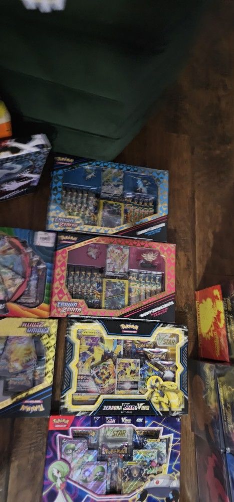 Pokemon Collection Box