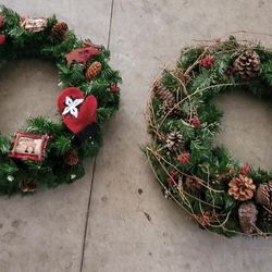 24" Hand Made Artificial Christmas Wreaths