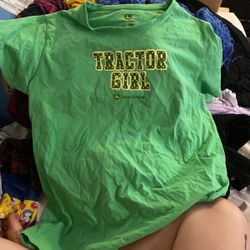 John Deere Green T-shirt Size 2x But Fits Like A Medium