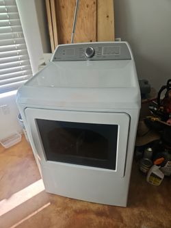GE gas Dryer.  New. $300