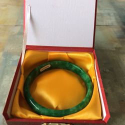 Chinese nephrite jade 64 mm