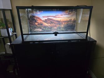 Reptiles tank & stand/ storage