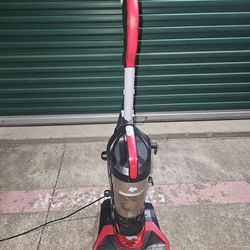 Dirt Devil Powermax XL vacuum cleaner