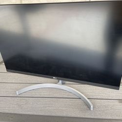 LG 27 IPS Monitor