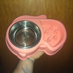 Slow-Feed Pet Food/Water Dish