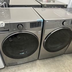 LG Washer And Gas Dryer Set