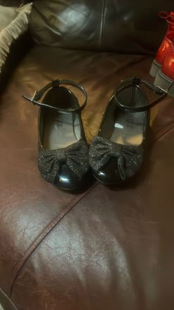 Girls Dress Shoes Worn Once 11c