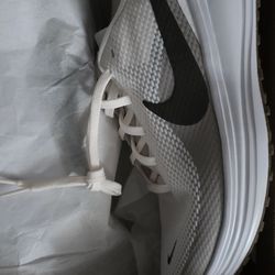 Nike Revolution 8 Running Shoes 