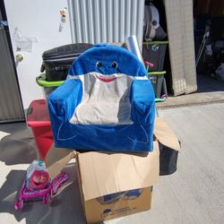 SE VENDEN COSAS/ SELLING STUFF !