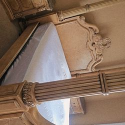 Complete Queen Bedroom Set