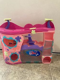 Littlest Petshop playset