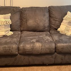 Queen Sleeper Couch And Loveseat 