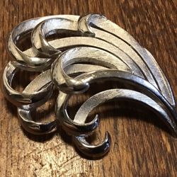 Crown Trifari  Silvertone feather Brooch 
