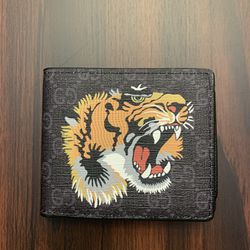 Gucci Bifold Wallet-GG Supreme Tiger Black