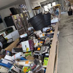 Desert deals liquidation has a hot deal Thursday 05/01 all bins $3 from 9-3 locations 1322 S 4th ave yuma az 85364