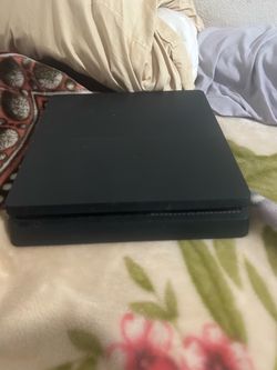 PS4 slim