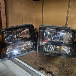 2005 Ford F250 F350 Headlights