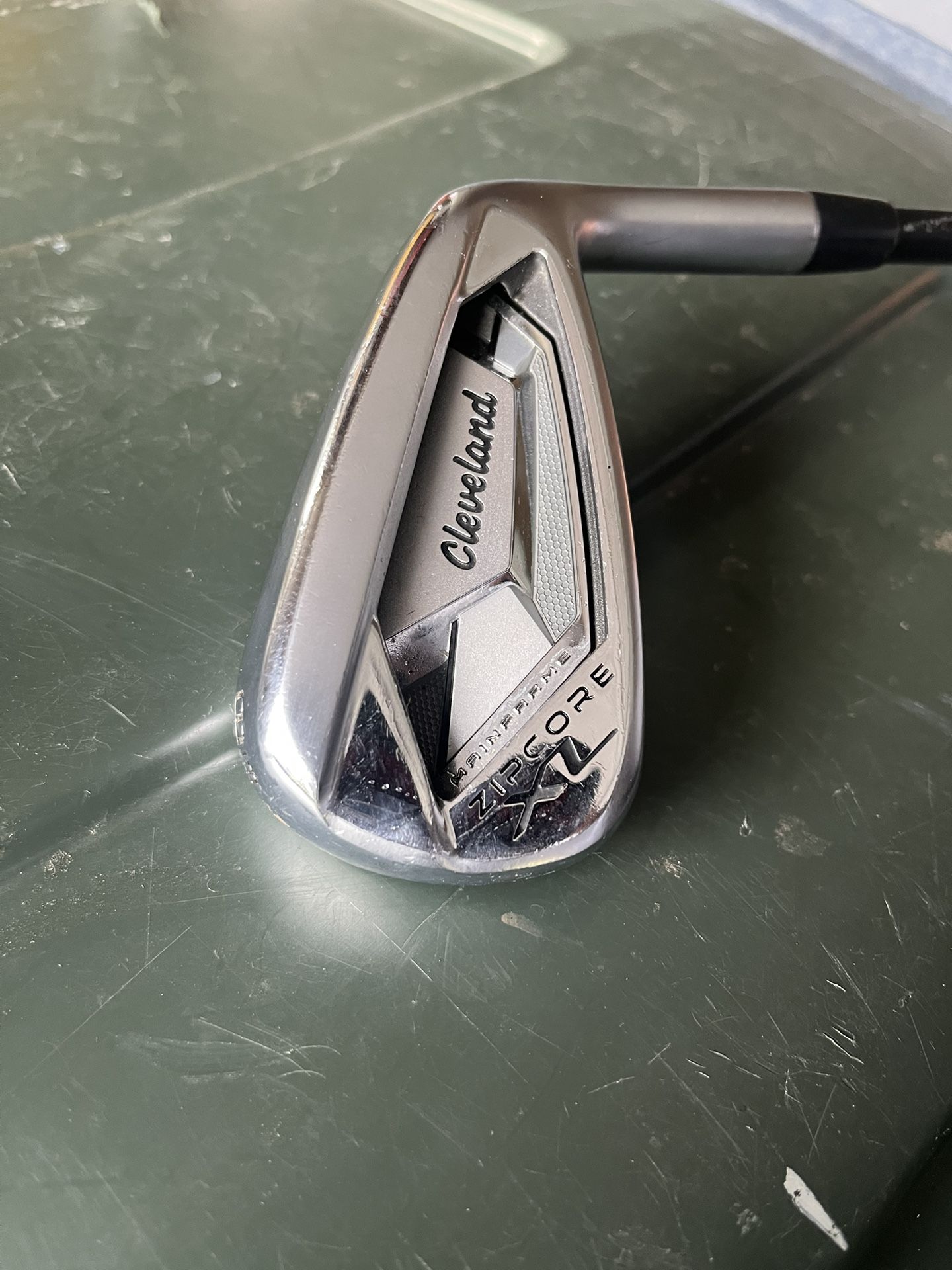 Cleveland Zipcore XL 8 Iron