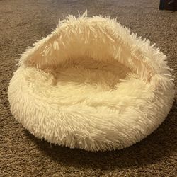New Small Pet Bed With Cover
