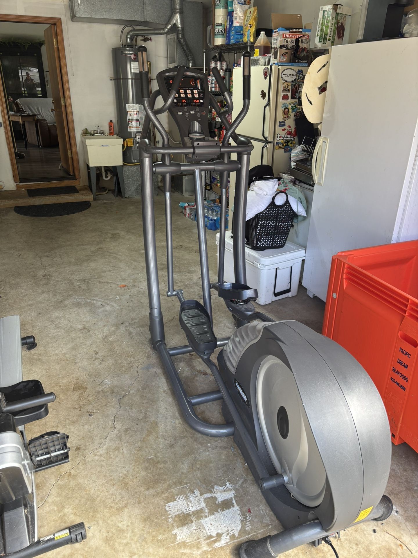 Elliptical and rowing Machine