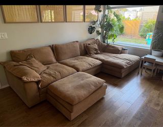 Sectional couch