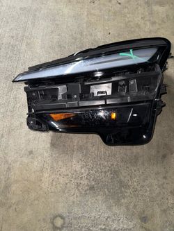 2025-26 Tesla Model Y Juniper Left Headlight Assy