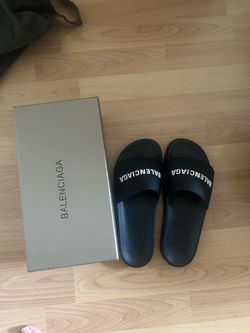 Balenciaga Pool Slides
