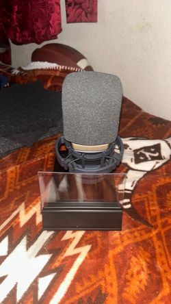 AKG C314 Professional Mic