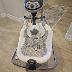 Very nice Graco Simple baby Swing, only used a hand full of times at grand parents house.  Retails with tax for approx $130
