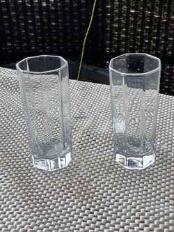 Vintage Set of 2 Octagon Shaped Arcoroc Glasses 2”x5”