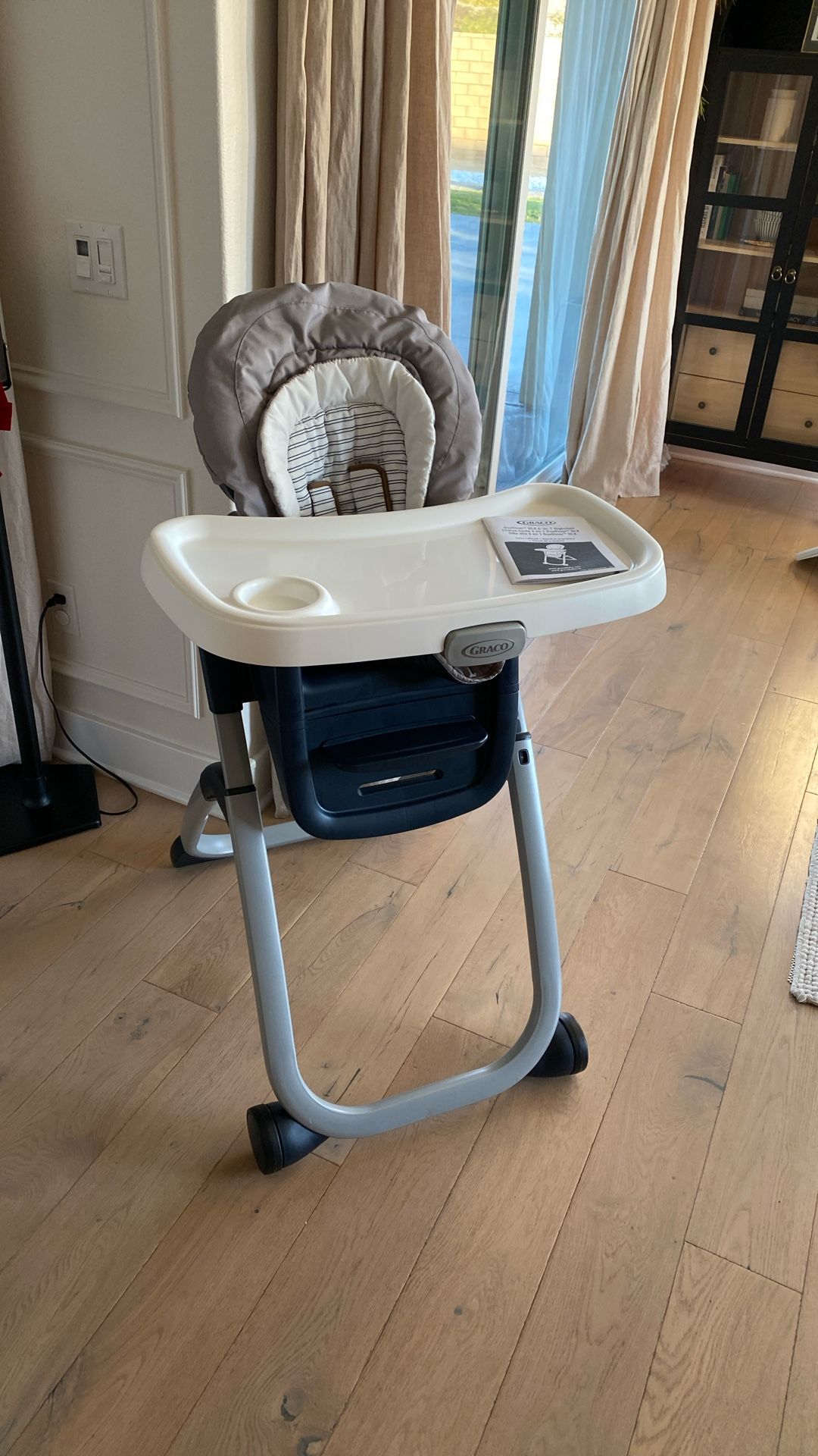 Graco DuoDiner DLX 6-in-1 Highchair